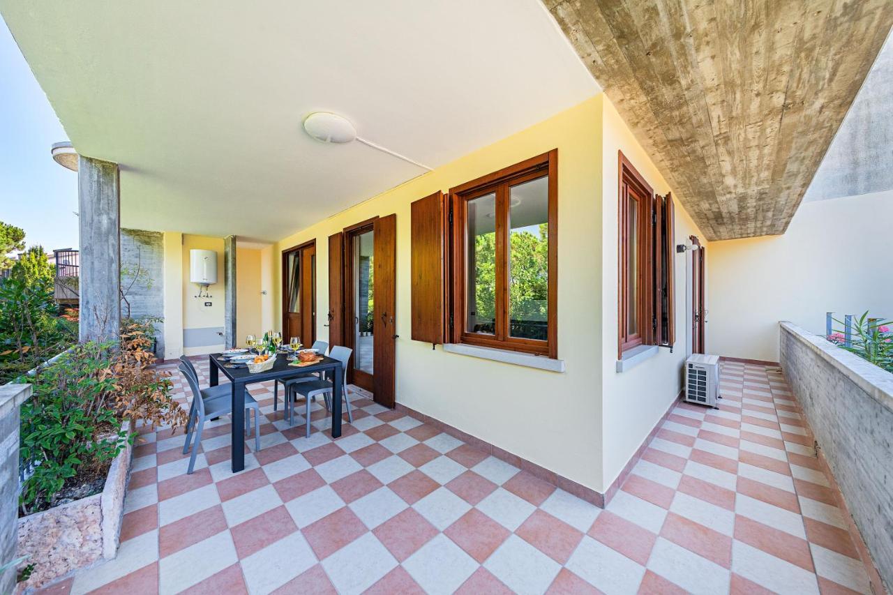 Appartement I Ciliegi 1-09 Con Piscina By Wonderful Italy à Desenzano del Garda Extérieur photo
