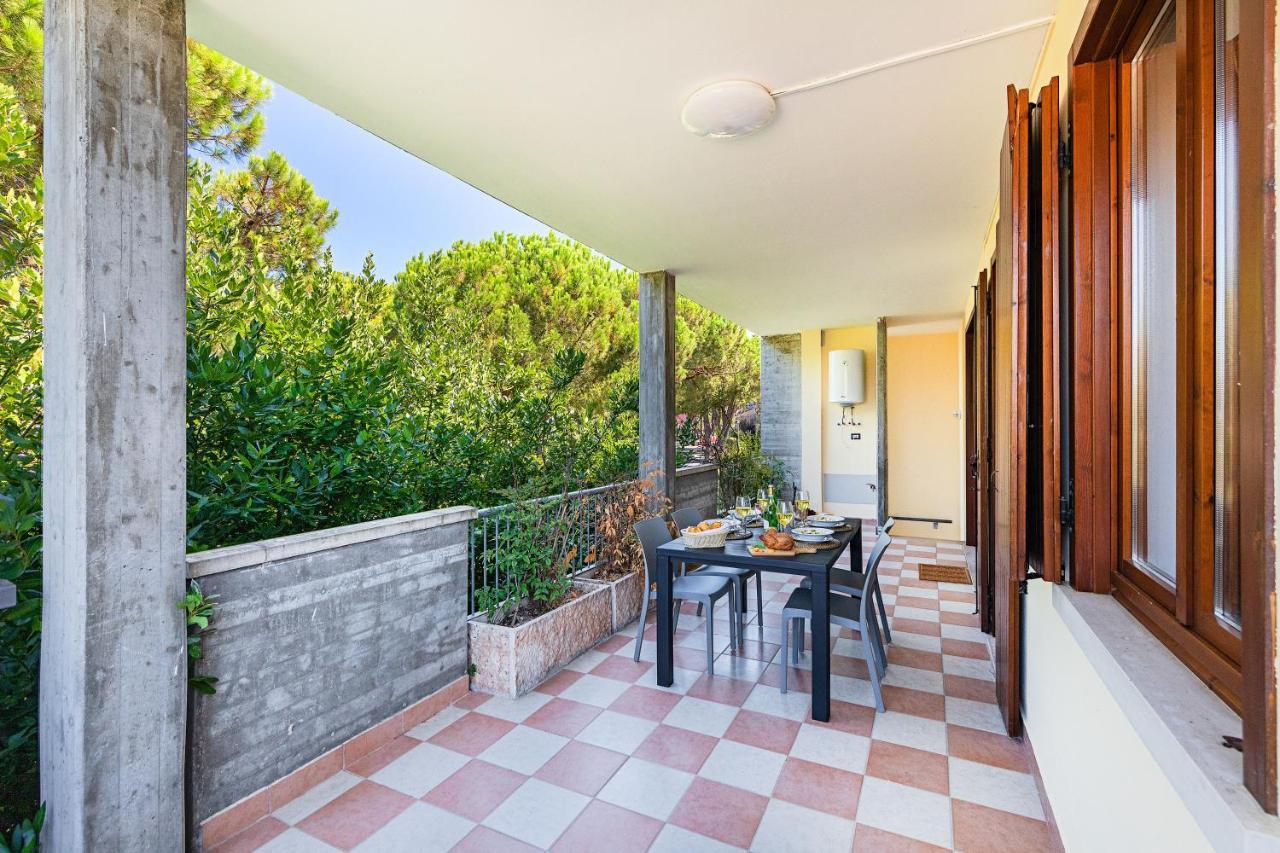 Appartement I Ciliegi 1-09 Con Piscina By Wonderful Italy à Desenzano del Garda Extérieur photo