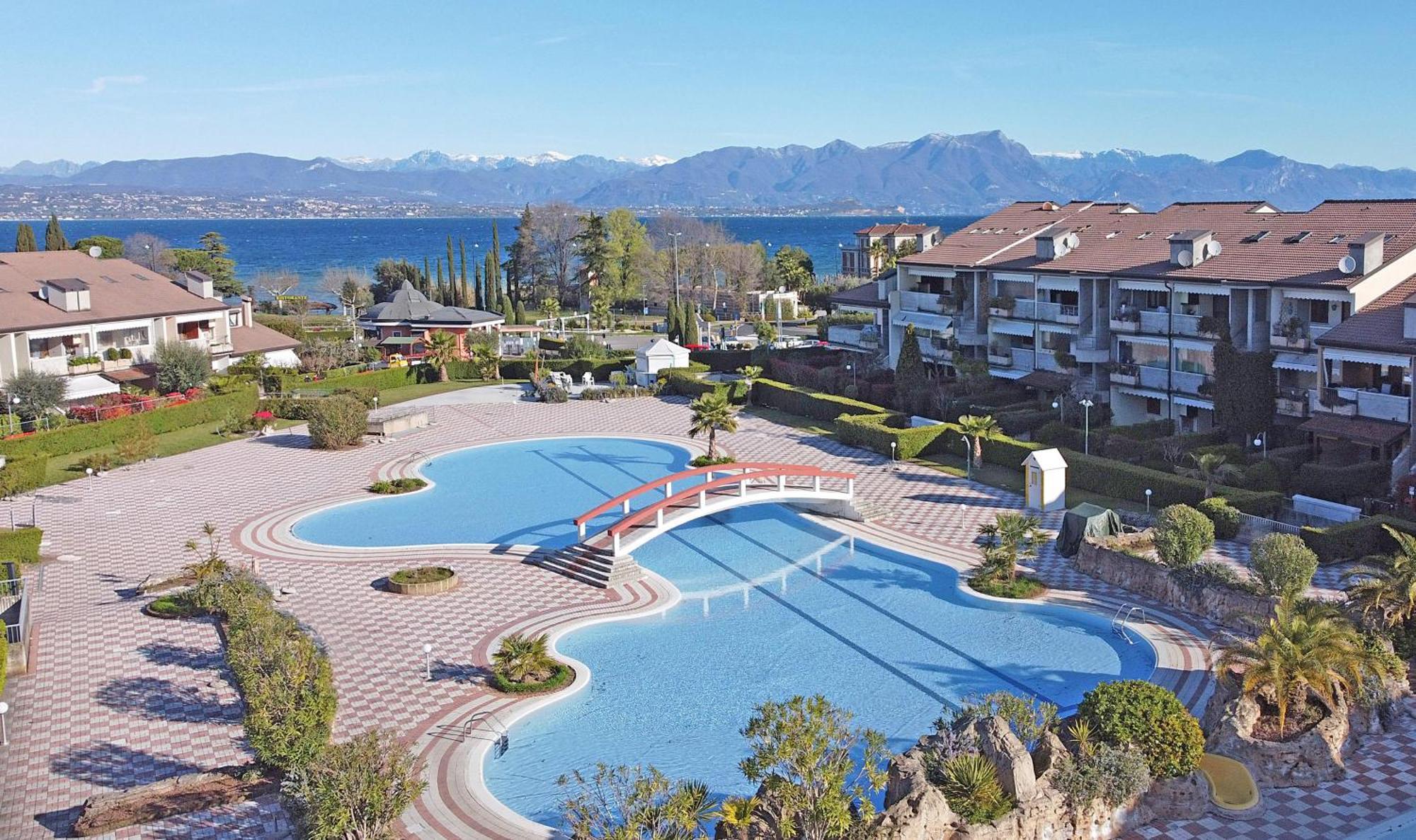 Appartement I Ciliegi 1-09 Con Piscina By Wonderful Italy à Desenzano del Garda Extérieur photo
